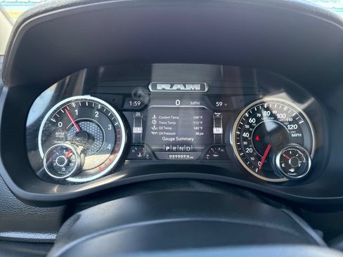 Used 2024 RAM 2500 Laramie AWD/4WD image 15