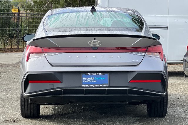 Certified 2025 Hyundai Elantra SEL FWD image 7