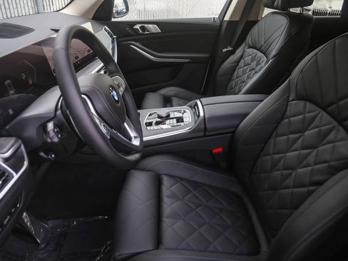 New 2026 BMW X7 xDrive40i image 12