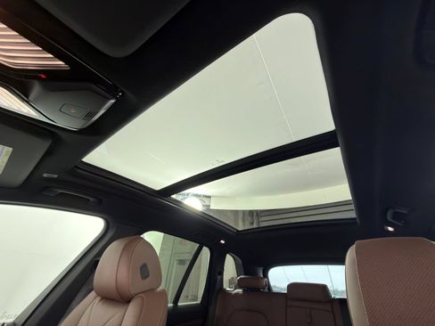 Used 2026 BMW X5 sDrive40i w/ M Sport Package RWD image 19