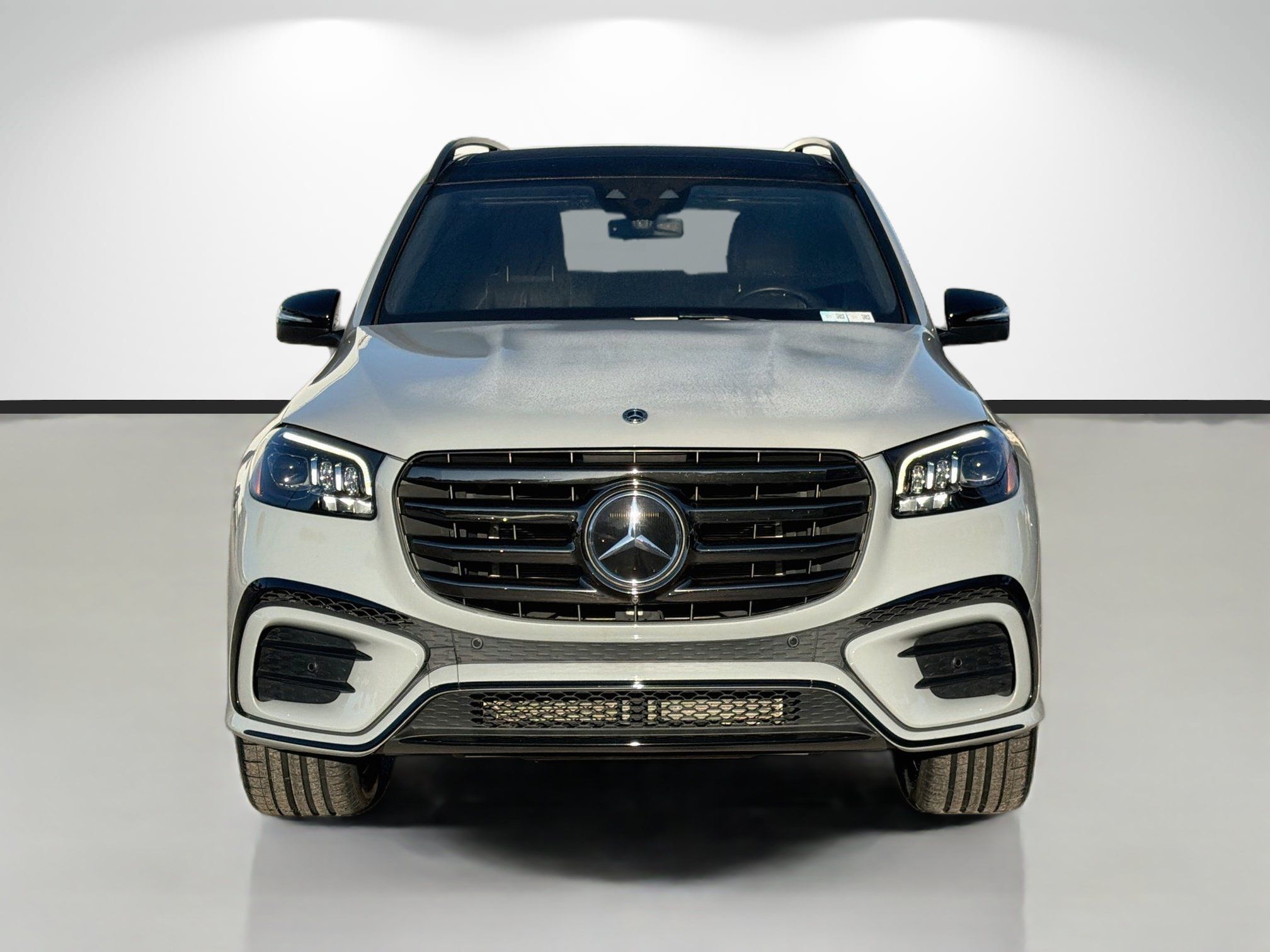 Used 2024 Mercedes-Benz GLS 580 4MATIC image 8