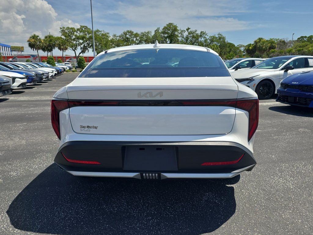 New 2026 Kia K4 FWD image 7