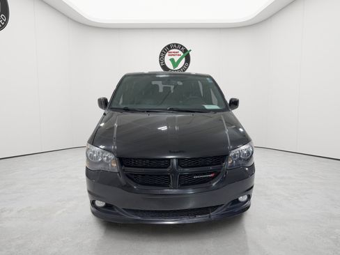 Used 2015 Dodge Grand Caravan SXT FWD image 8
