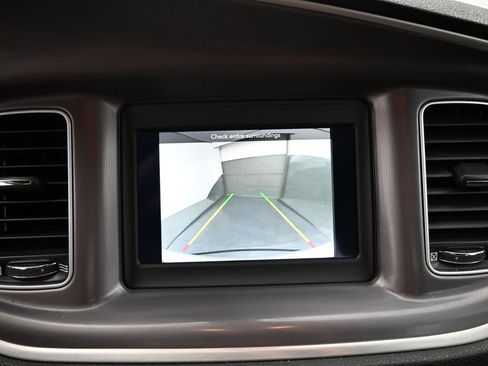 Used 2022 Dodge Charger SXT image 15