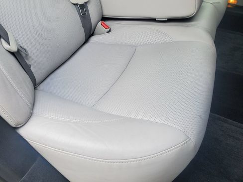 Used 2011 Lexus ES 350 FWD image 27