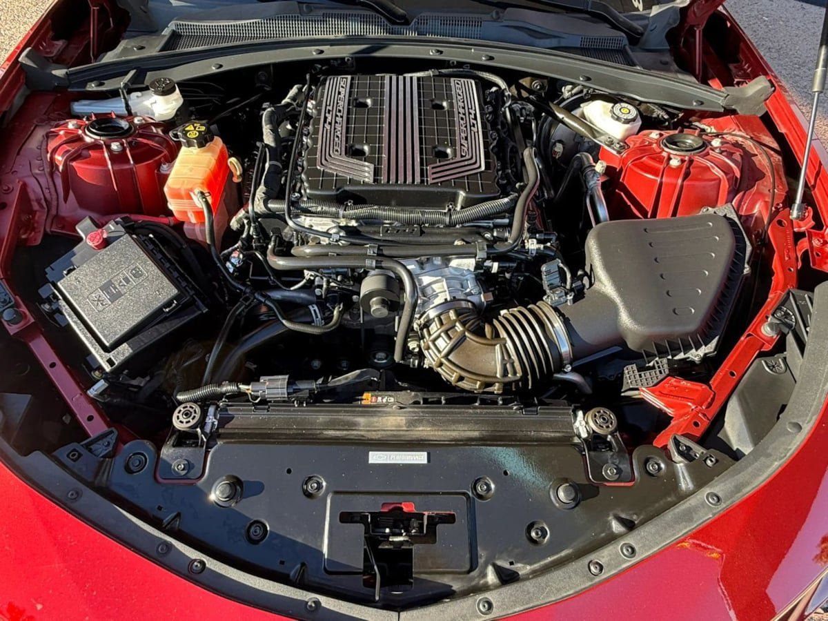 Used 2018 Chevrolet Camaro ZL1 RWD image 22