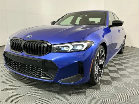 New 2026 BMW 330i Sedan w/ M Sport Package RWD image 2