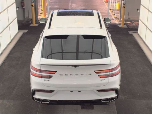 Used 2025 Genesis GV80 3.5T e-SC image 2