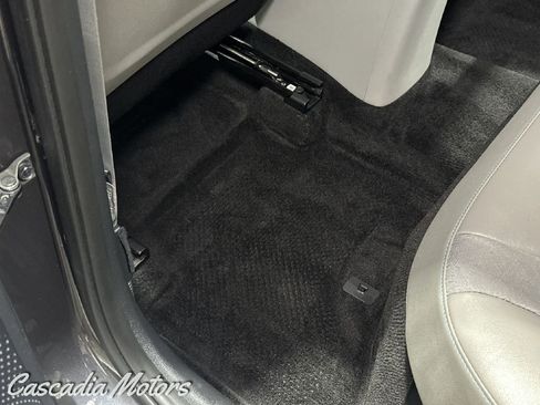 Used 2018 Kia Niro EX image 23