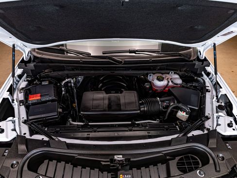 Used 2026 Cadillac Escalade ESV Platinum Sport w/ LPO, ONYX Package image 31