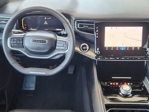 Used 2024 Jeep Wagoneer L Series II image 26