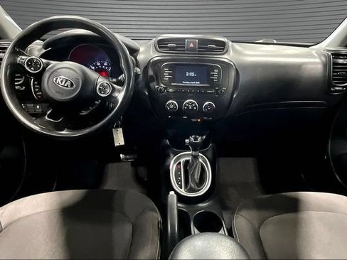 Used 2018 Kia Soul FWD image 7