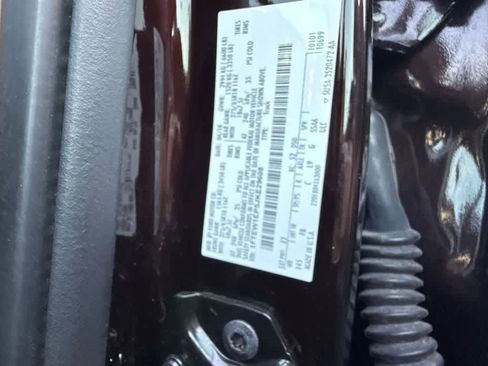 Used 2018 Ford F150 XLT w/ Equipment Group 302A Luxury AWD/4WD image 26