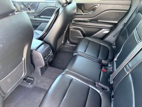 Used 2023 Lincoln Corsair AWD image 26