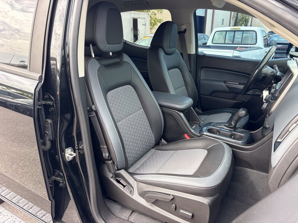 Used 2019 Chevrolet Colorado Z71 RWD image 19