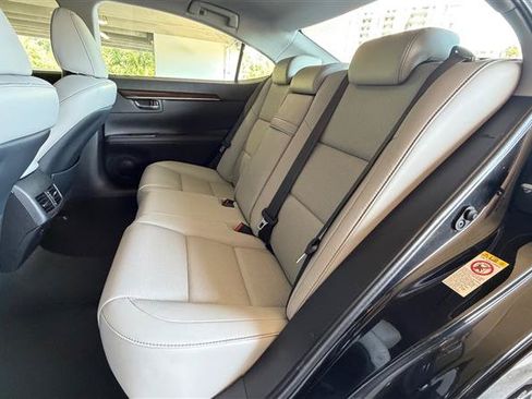 Used 2018 Lexus ES 350 w/ Navigation System Package FWD image 44