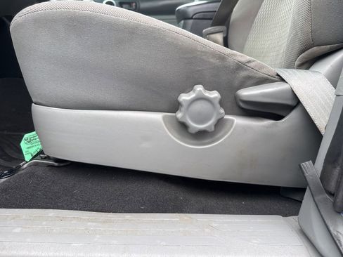 Used 2015 Toyota Tacoma PreRunner image 15