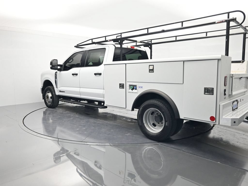 Used 2024 Ford F350 XLT AWD/4WD image 7