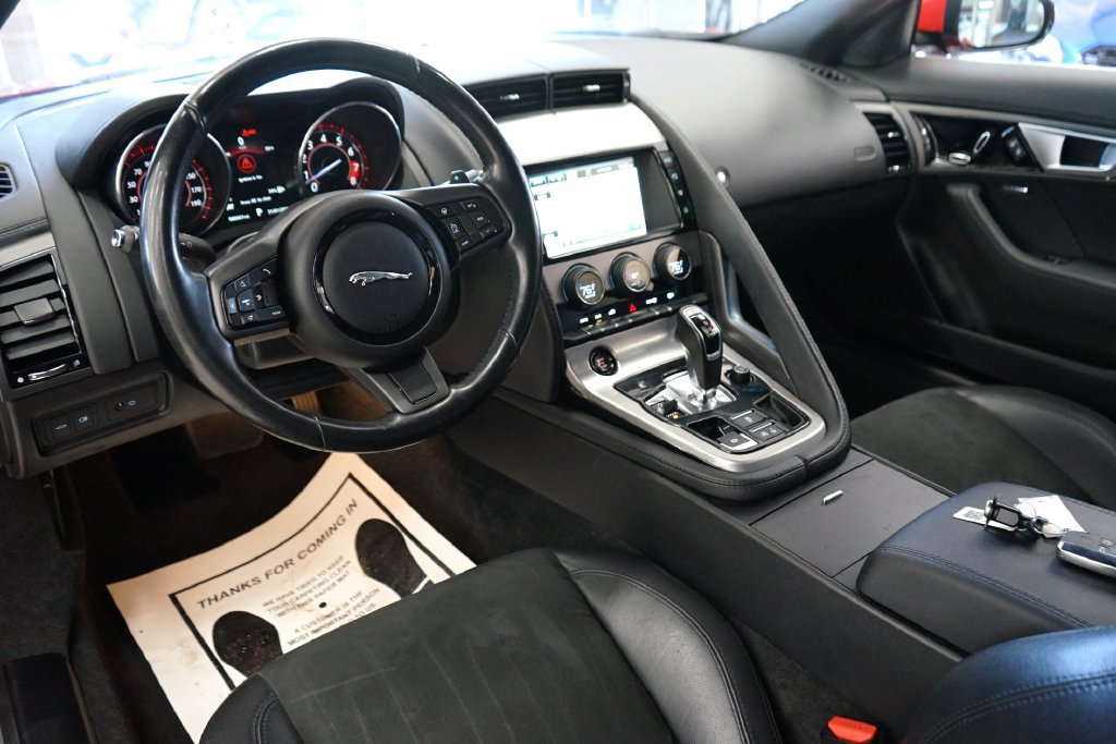 Used 2017 Jaguar F-TYPE Coupe RWD image 39
