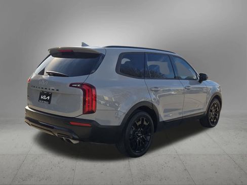 Certified 2022 Kia Telluride EX w/ EX Premium Package image 6