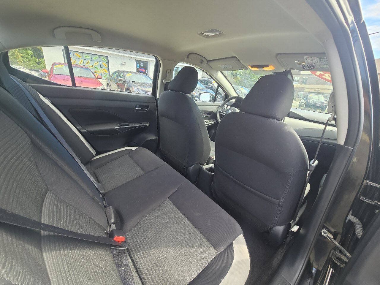 Used 2021 Nissan Versa SV FWD image 30