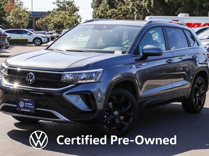 Certified 2023 Volkswagen Taos SE w/ Panoramic Sunroof Package