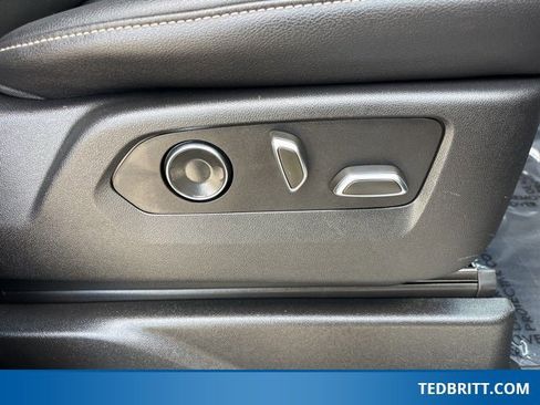 Used 2021 Cadillac Escalade ESV Luxury image 29