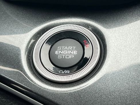 Used 2023 Jeep Grand Cherokee Altitude image 30