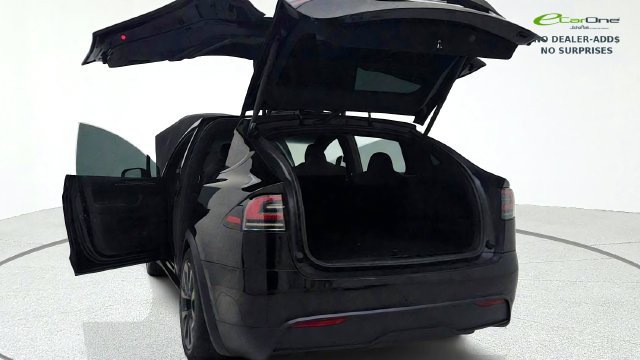 Used 2024 Tesla Model X AWD/4WD image 16