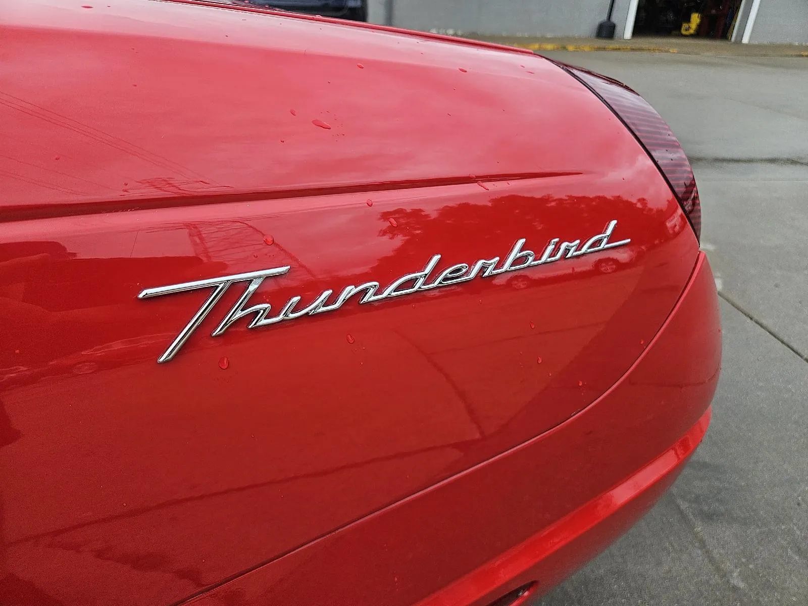 Used 2002 Ford Thunderbird RWD image 11