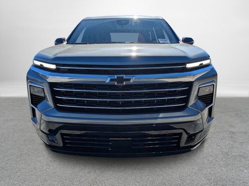 New 2026 Chevrolet Traverse High Country image 9