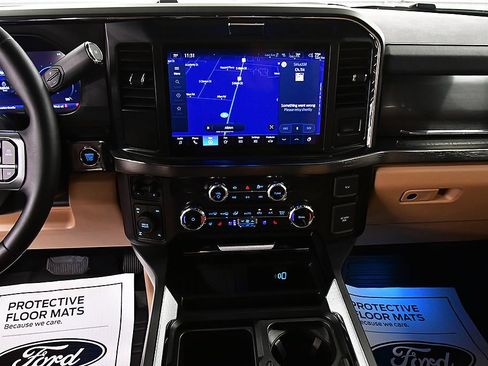 Used 2025 Ford F350 Lariat w/ Chrome Package AWD/4WD image 26