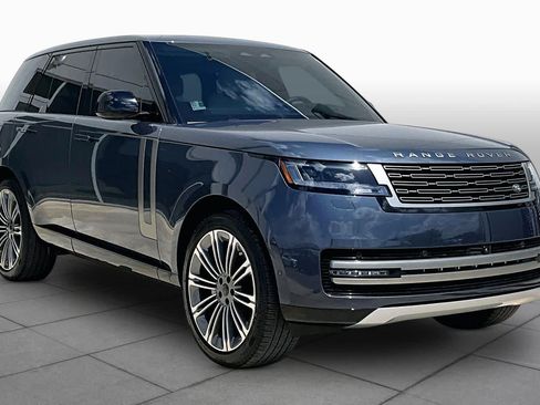 Used 2026 Land Rover Range Rover SE AWD/4WD image 3
