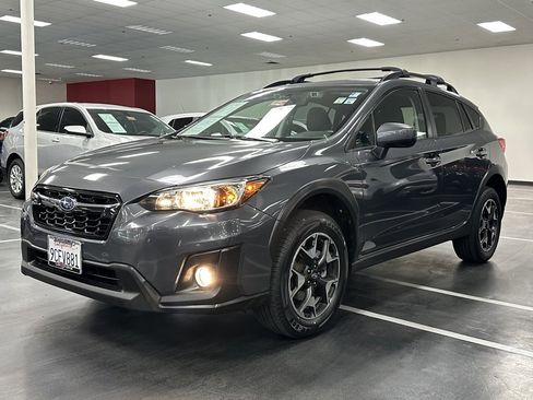 Used 2020 Subaru Crosstrek 2.0i Premium w/ Moonroof Package 1 image 3