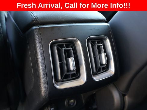 Used 2022 Kia Sorento S FWD image 10