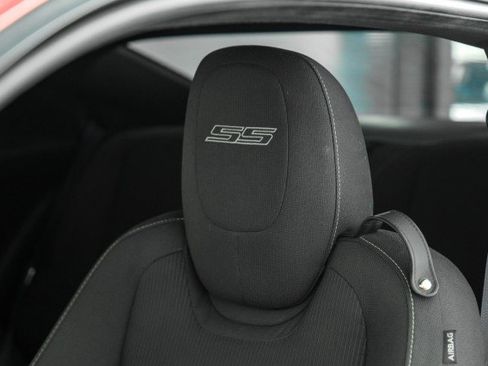 Used 2014 Chevrolet Camaro SS w/ Black Rally Stripe Package image 12