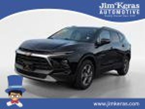 Used 2023 Chevrolet Blazer LT image 1