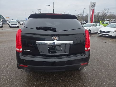 Used 2011 Cadillac SRX Luxury image 6