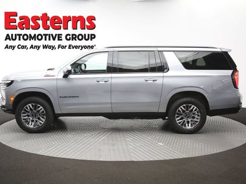 Used 2025 Chevrolet Suburban Z71 AWD/4WD image 64