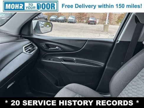 Used 2018 Chevrolet Equinox LT w/ Sun & Infotainment Package image 27