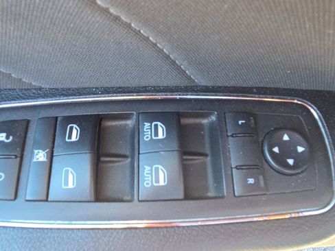 Used 2023 Dodge Charger SXT RWD image 18