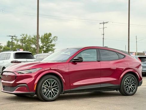 Certified 2025 Ford Mustang Mach-E Premium AWD/4WD image 49