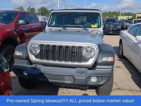 Used 2024 Jeep Wrangler Unlimited Sport AWD/4WD image 6