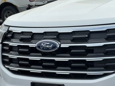 New 2026 Ford Explorer Active w/ Active Comfort Package AWD/4WD image 45