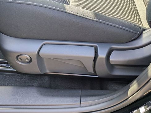 New 2026 Mitsubishi Outlander ES AWD/4WD image 18