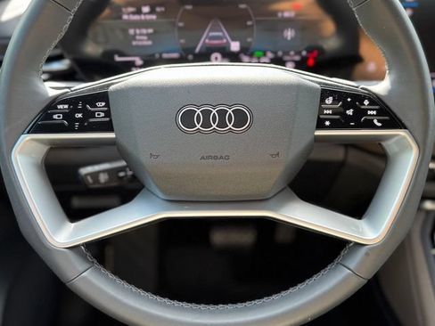 Certified 2025 Audi Q5 Premium w/ Premium Plus AWD/4WD image 22