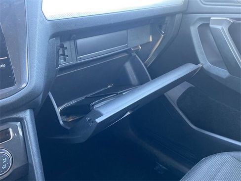 Used 2024 Volkswagen Tiguan S image 29