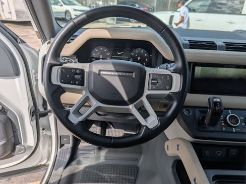 Used 2024 Land Rover Defender 110 S AWD/4WD image 11