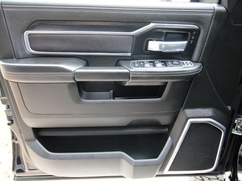 Used 2024 RAM 3500 Laramie w/ Night Edition AWD/4WD image 19