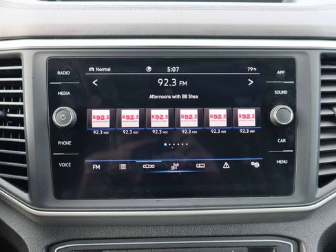 Used 2021 Volkswagen Atlas Cross Sport SE image 20